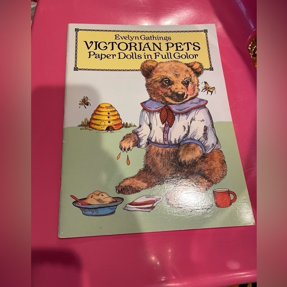 Adorable Victorian Pets Cutout Lamb Cat Bear Rabbit Children's Activity Book New - Picture 1 of 8